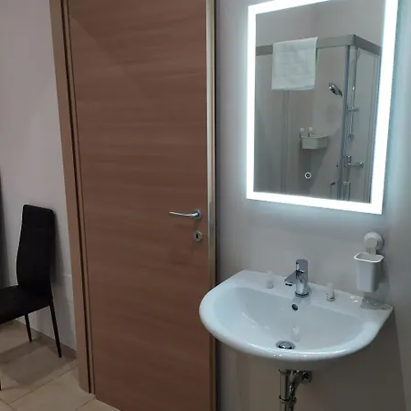 Апартаменты Stradone 132 *