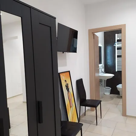 Апартаменты Stradone 132 *